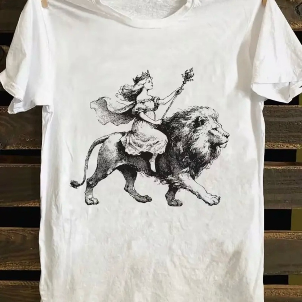 Princess Riding Lion Print Graphic Tee Shirt White Cotton Size L Unisex